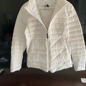 The North Face Women's Quilted White Puffer Jacket